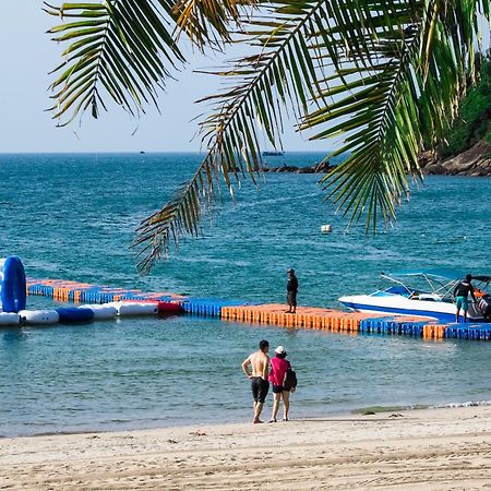 Bounce Beach Resort And Spa Da Nang Exterior foto