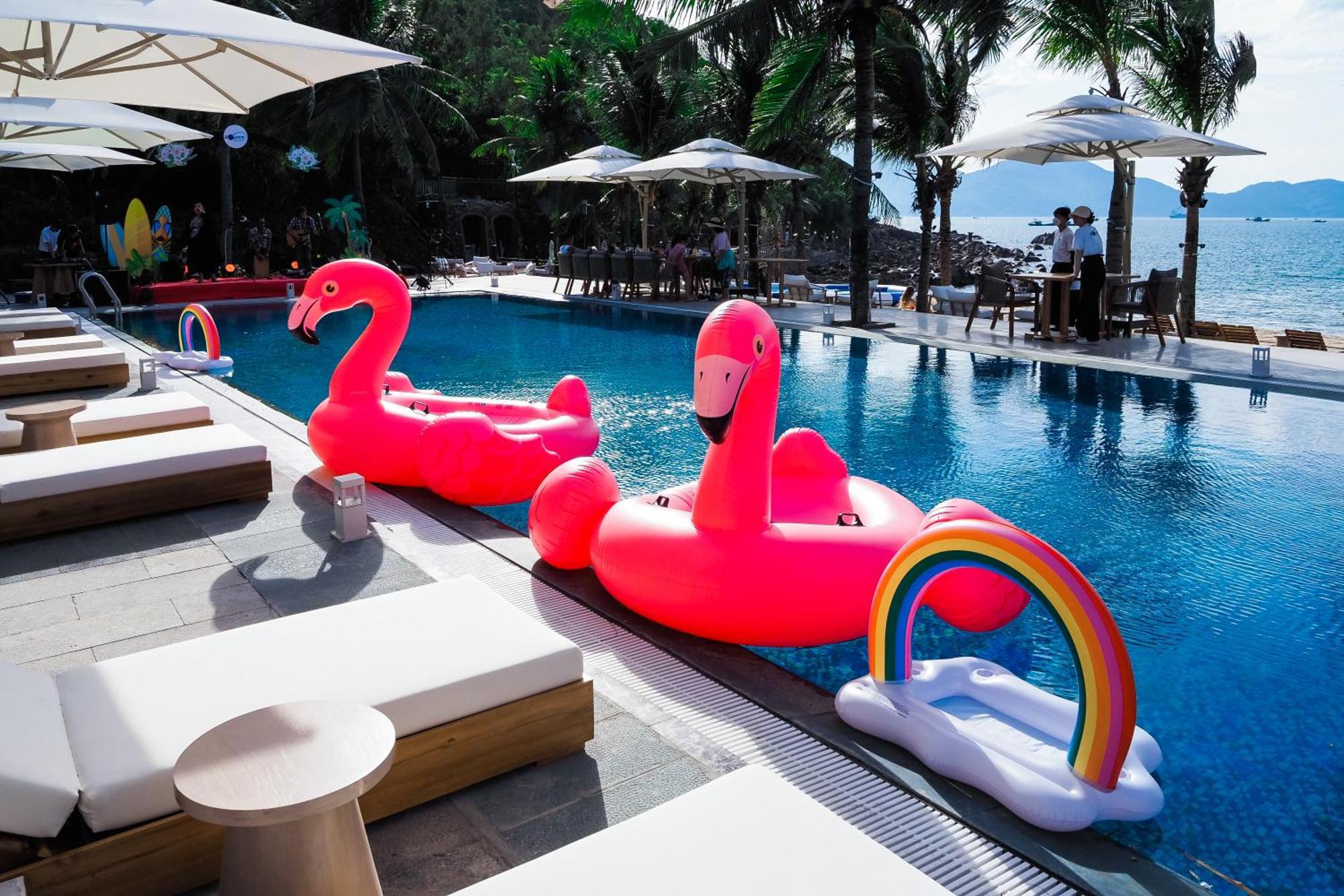 Bounce Beach Resort And Spa Da Nang Exterior foto