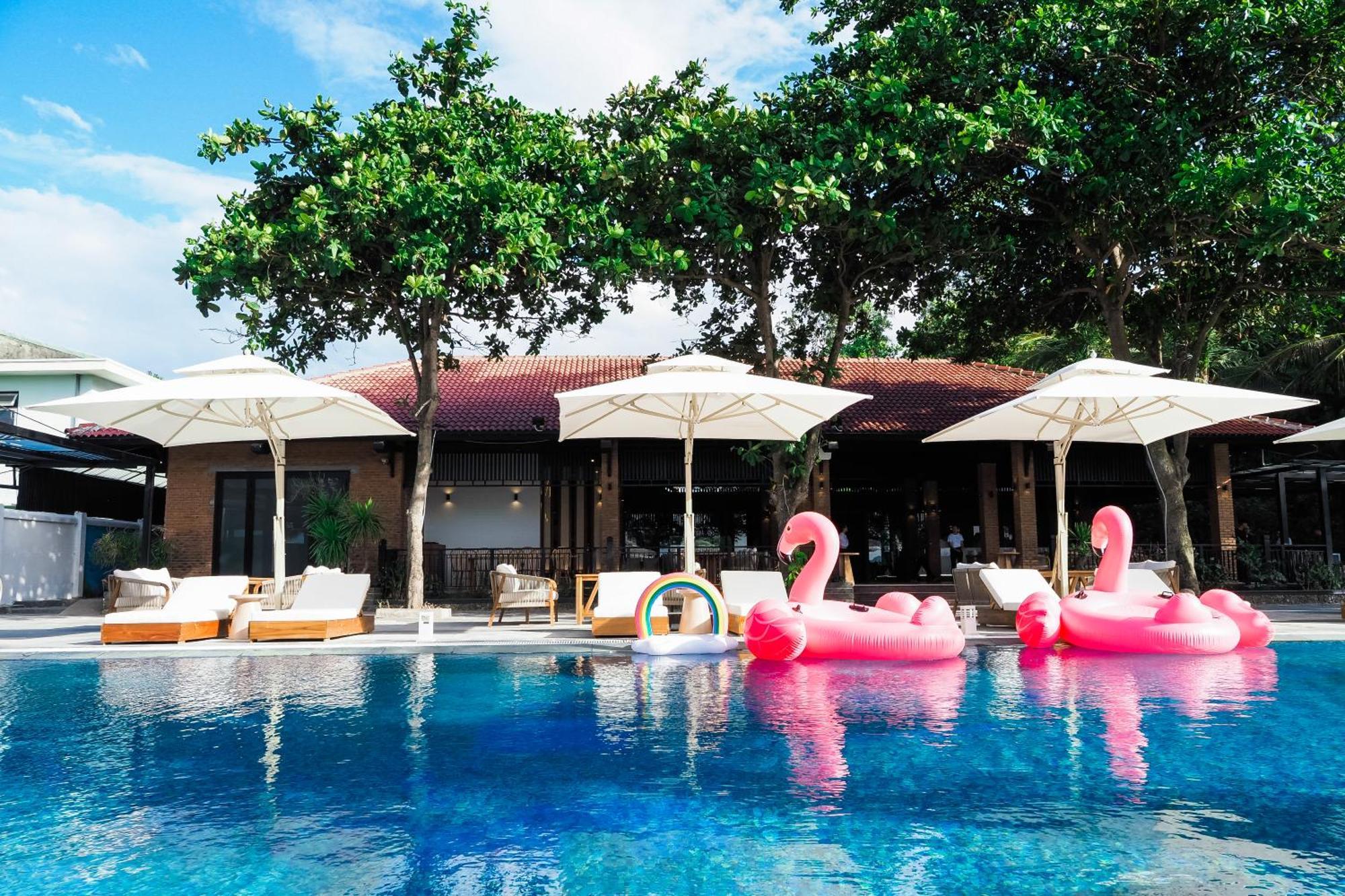 Bounce Beach Resort And Spa Da Nang Exterior foto