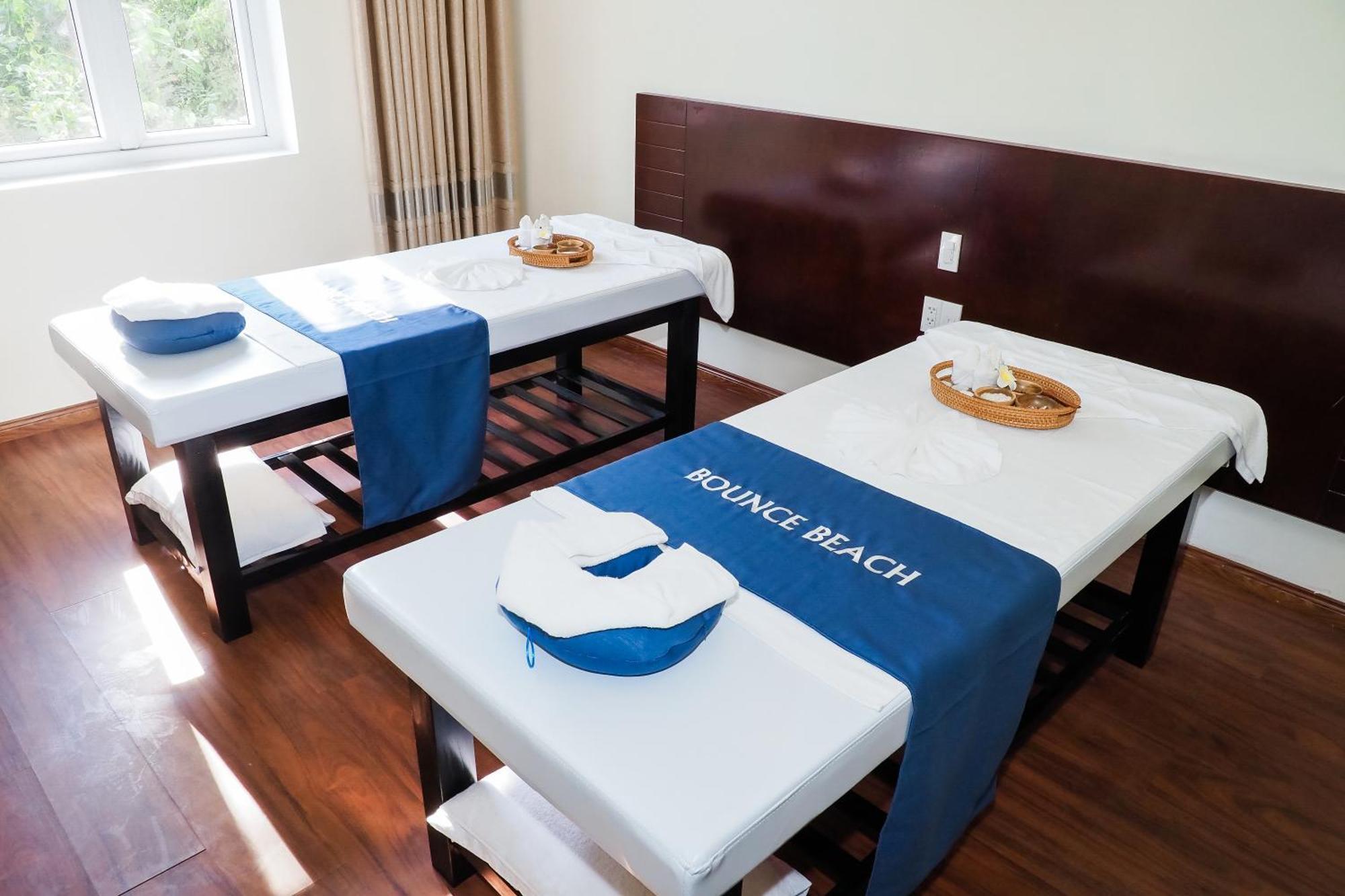 Bounce Beach Resort And Spa Da Nang Exterior foto