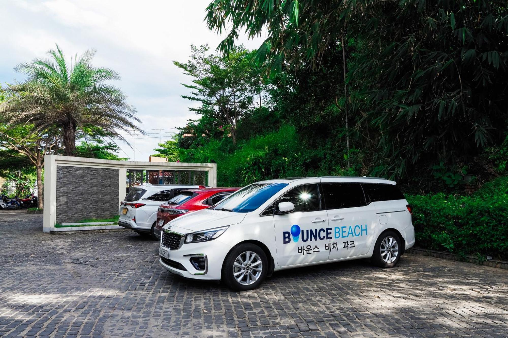 Bounce Beach Resort And Spa Da Nang Exterior foto