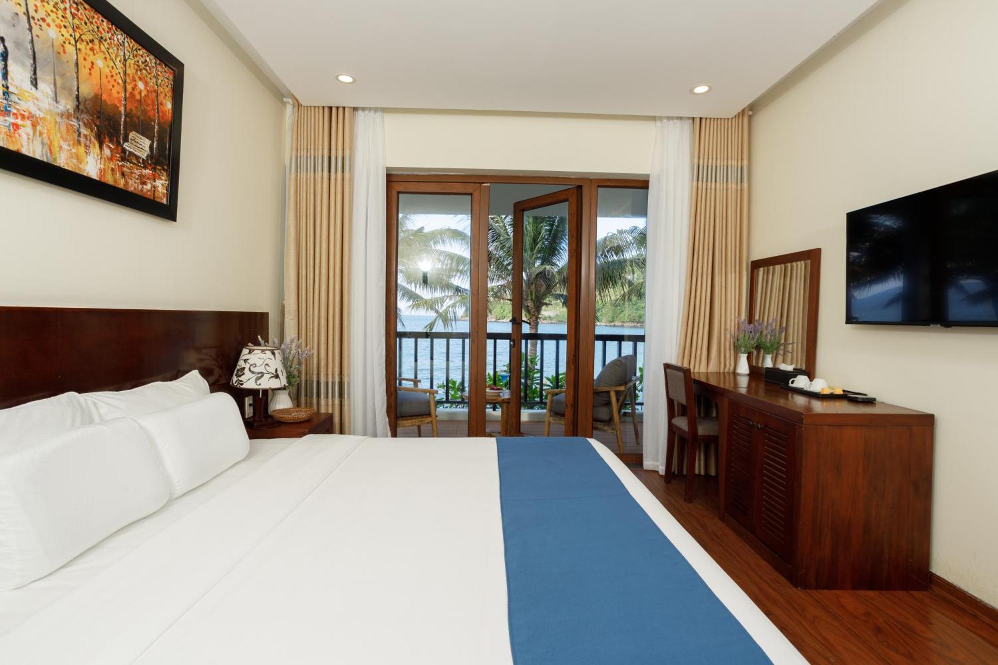 Bounce Beach Resort And Spa Da Nang Exterior foto